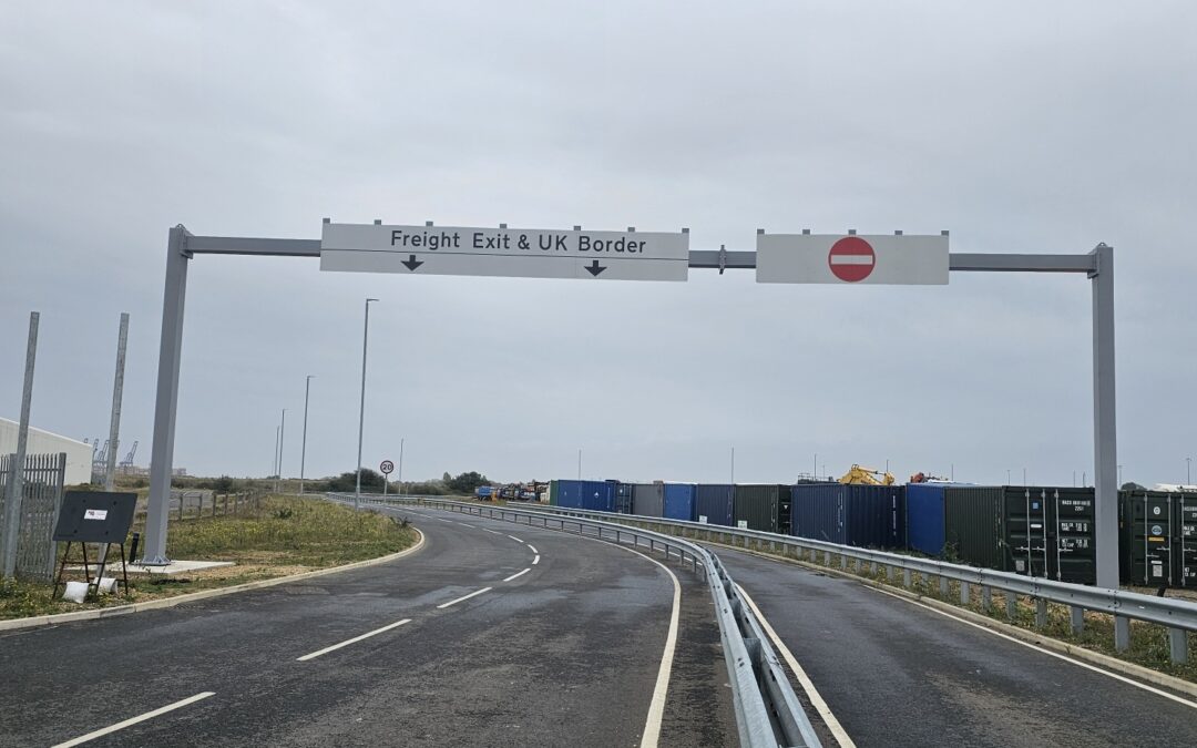 Harwich Port Gantry